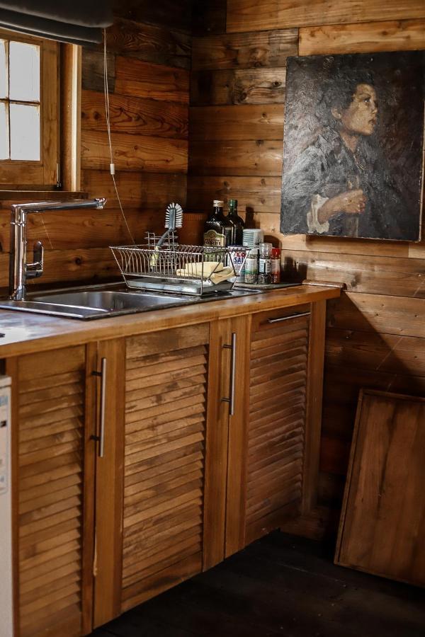 Cabane De L'R-Mitage Modave Eksteriør billede