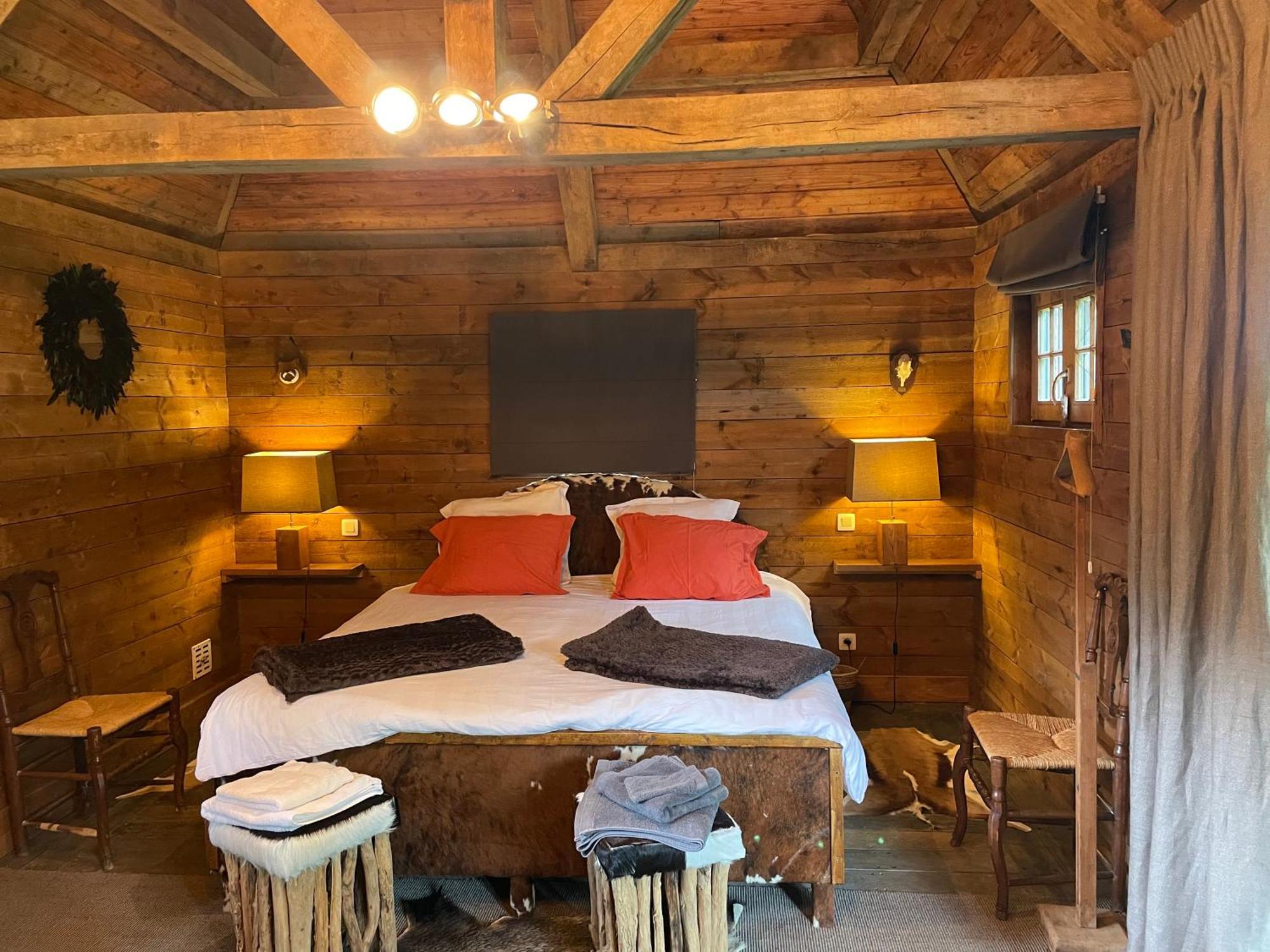 Cabane De L'R-Mitage Modave Eksteriør billede